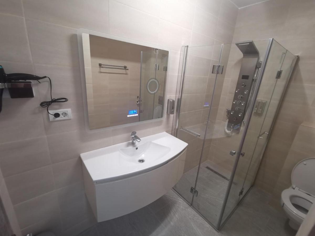 Maravali Seaview Mamaia Apartment Exterior photo