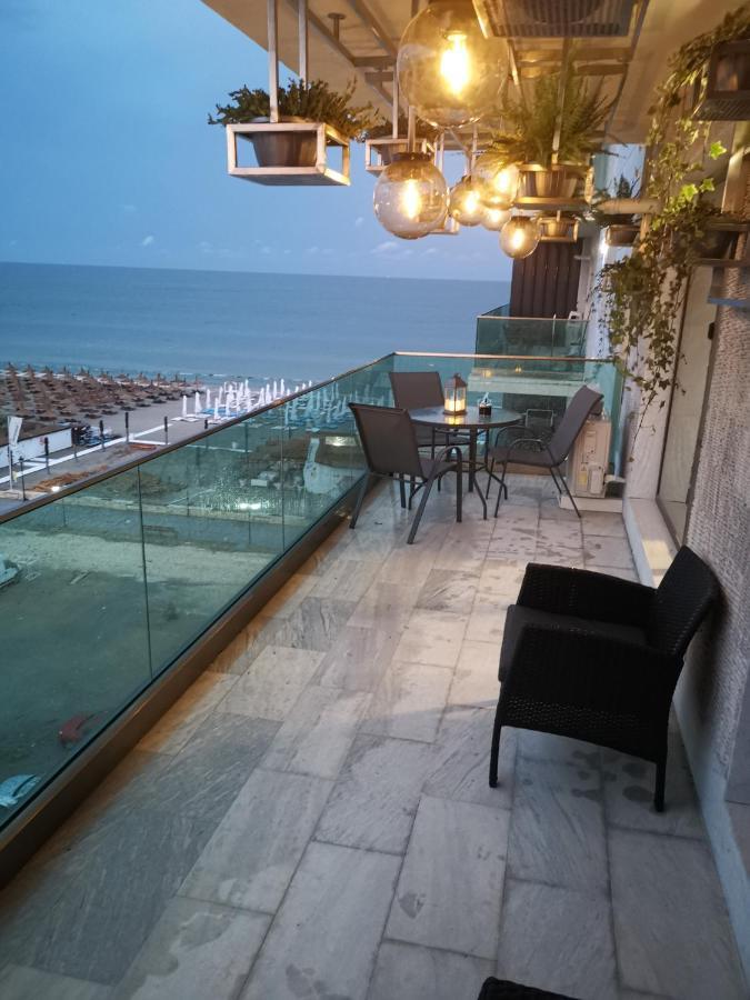 Maravali Seaview Mamaia Apartment Exterior photo